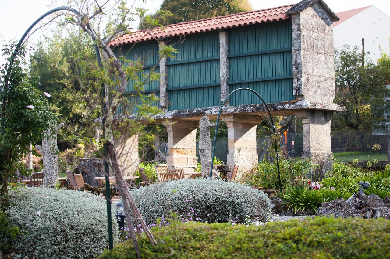 Termas De Cuntis - Hotel Castro Do Balneario Exterior photo